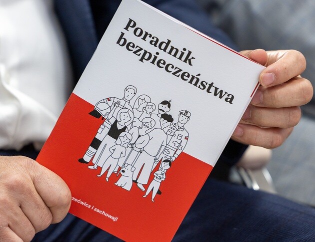 Jak przygotować się na kryzys? Rząd wydaje poradnik dla Polaków