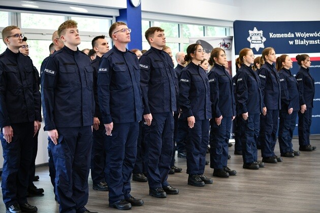 Podlaski garnizon rośnie w siłę. Kolejni policjanci dołączają do służby