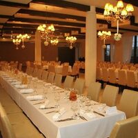RESTAURACJA TRZY PO TRZY