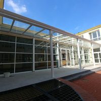 Aluminiowe drzwi, okna, fasady - ZAMIS Producent Stolarki Aluminiowej