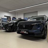 Multi Auto -  Autoryzowany dealer samochodów i motocykli marki Honda, Serwis blacharsko-lakierniczy