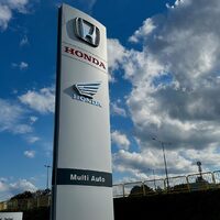 Multi Auto -  Autoryzowany dealer samochodów i motocykli marki Honda, Serwis blacharsko-lakierniczy