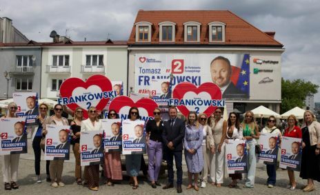 Kampania do PE na półmetku. Wiceminister Jacek Protas odwiedził Białystok i mówił o bezpieczeństwie