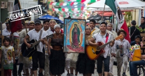 Ciekawi świata: "Ola Synowiec: W co wierzą Meksykanie?"