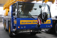 Żuraw Białystok. Usługi dźwigowe, mobilny żuraw wieżowy i rusztowania