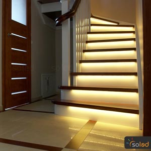 Nowoczesne i energooszczędne oświetlenie LED schodów na wymiar