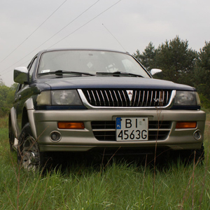 Mitsubishi Pajero SPORT poj. 3l, benzyna + gaz sekwencyjny, napęd 4x4 + blokada