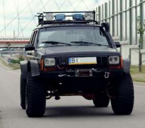 Jeep Cherokee Jeep Cherokee 4.0 XJ Zamiana na osobowy PILNE !!!