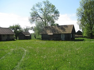Siedlisko z domem drewnianym, gm. ZABŁUDÓW