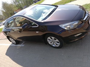Opel  Astra J 4 Sedan 1.4T LPG Executive 2015r Salon Polska