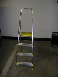Sprzedam -NOWA DRABINKE -ALUMINIOWA-115zl BECZKI PLASTIKOWE 250l- na deszczowke szambo wode -110zl